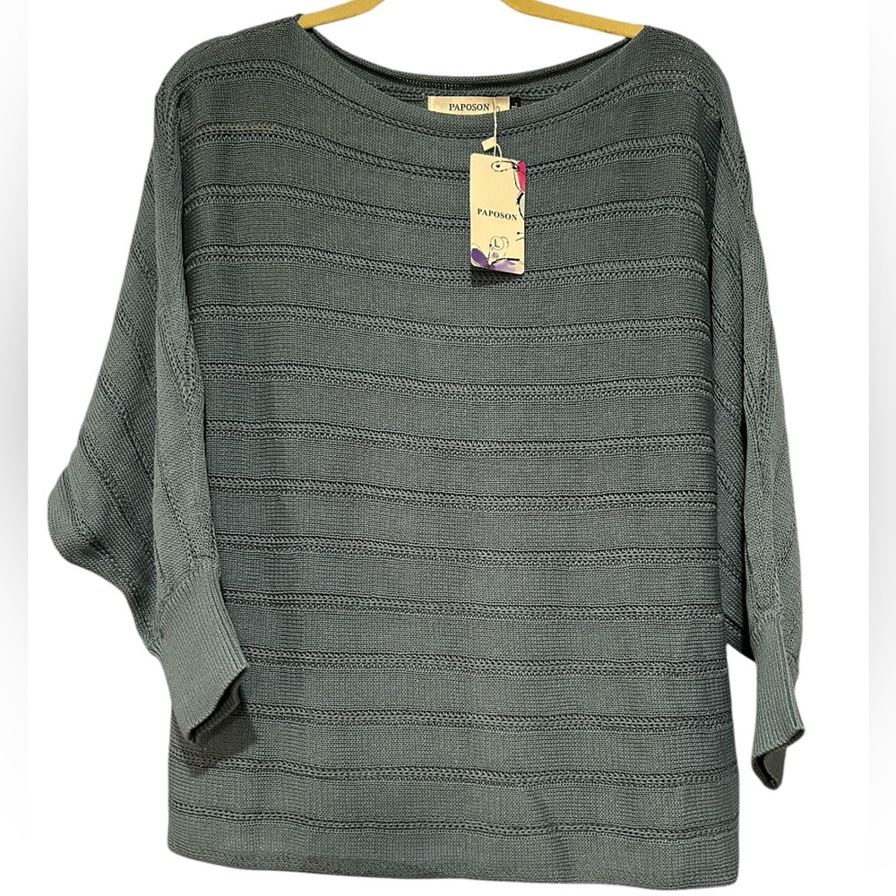 Sweater Top Size Large NWT